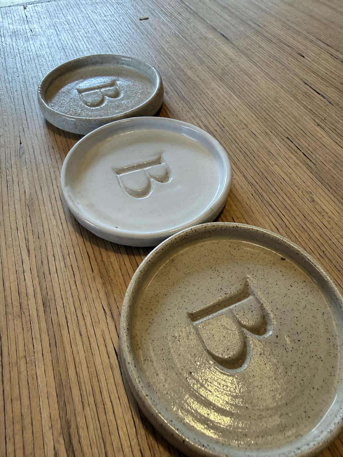 Variations de surface sur des pièces tests en GE221PY